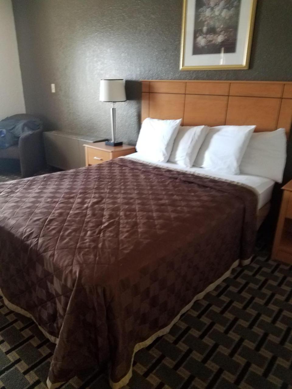 Americas Best Value Inn And Suites St. Cloud Saint Cloud Εξωτερικό φωτογραφία